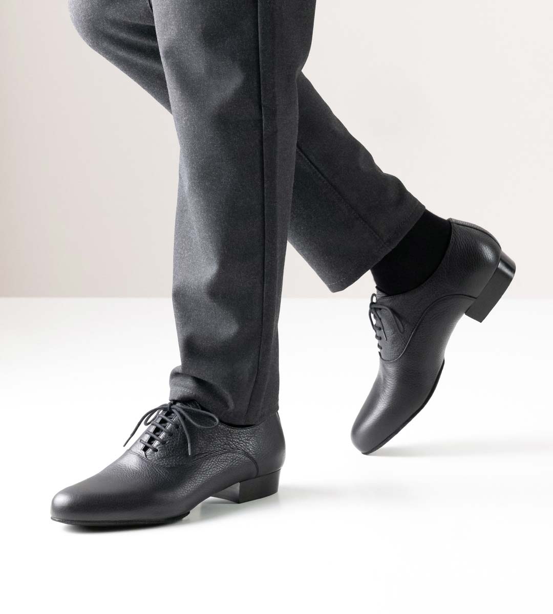 Chaussures de danse pour hommes Werner Kern à semelle fendue en noir